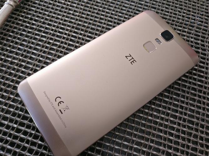 中兴r516怎么样？中兴615v2？-第2张图片-优品飞百科