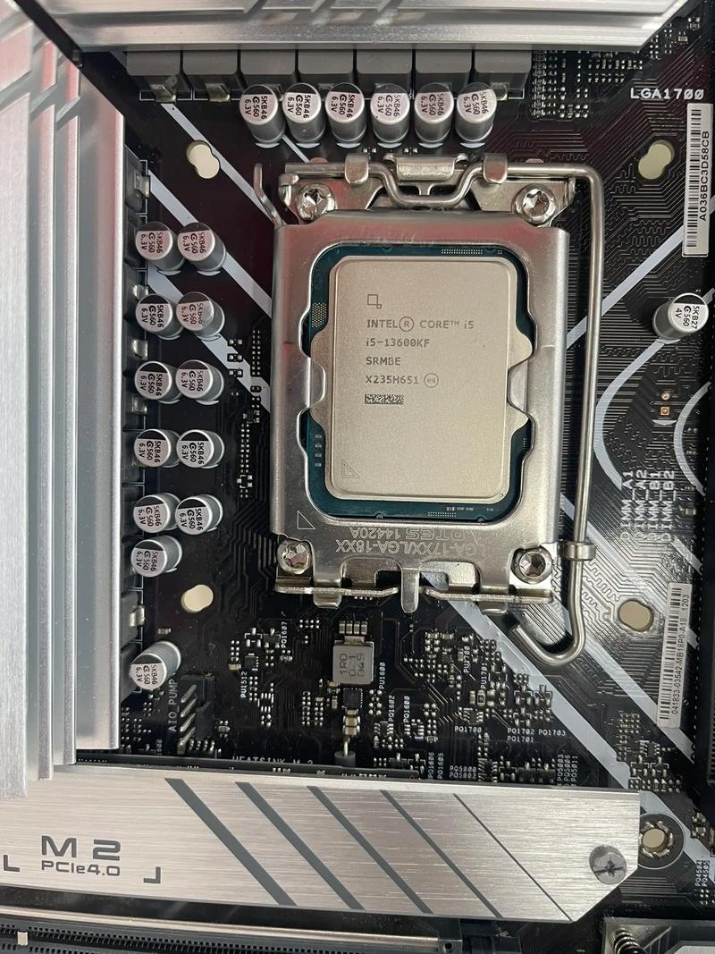 华硕主板d4好还是d5好，华硕主板 d4-第6张图片-优品飞百科