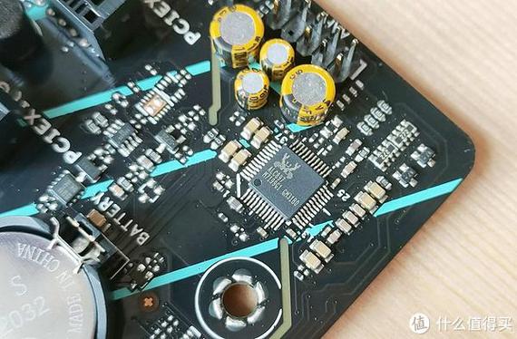 华硕主板d4好还是d5好，华硕主板 d4-第8张图片-优品飞百科