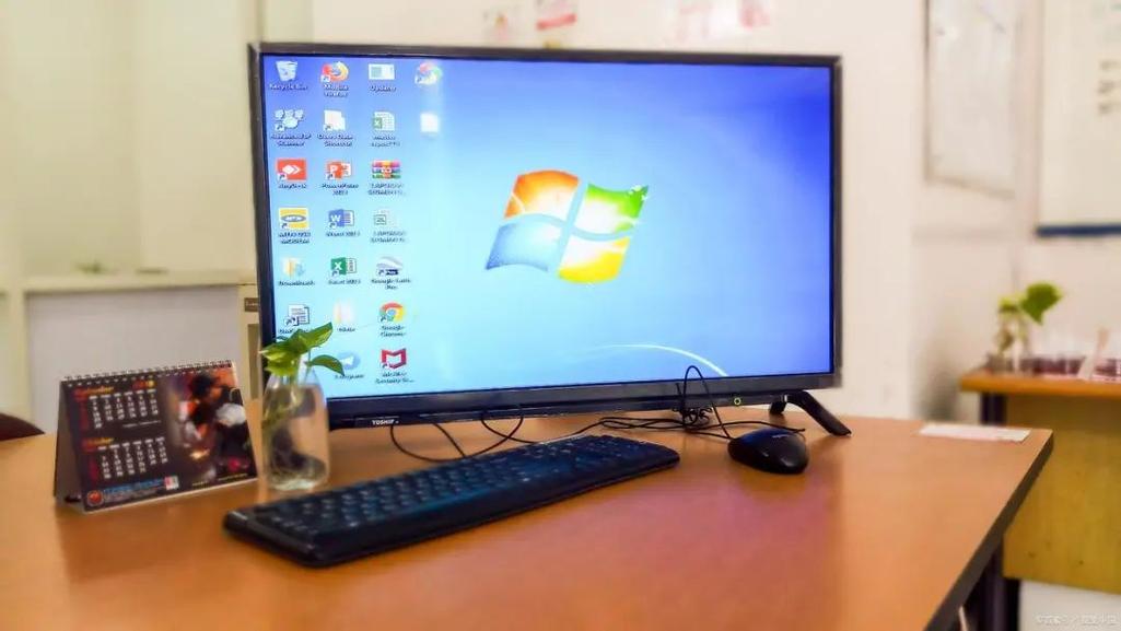 电脑上网需要什么设备？电脑上网需要什么设备才能上网？