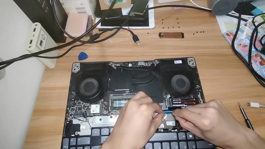 笔记本电脑的键盘可以拆吗，笔记本电脑键盘可以拆嘛？-第3张图片-优品飞百科