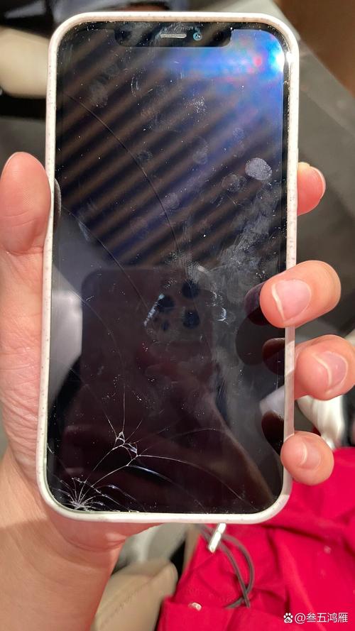 苹果后屏玻璃碎了多少钱，苹果后屏玻璃碎了多少钱15？-第3张图片-优品飞百科