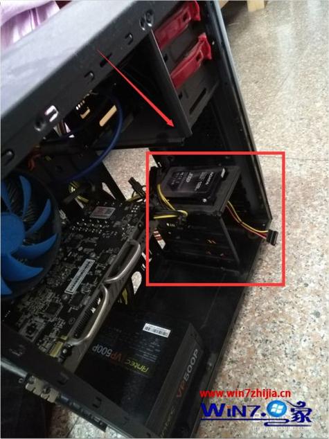 电脑硬盘接口在哪？电脑硬盘接口在哪看？-第5张图片-优品飞百科