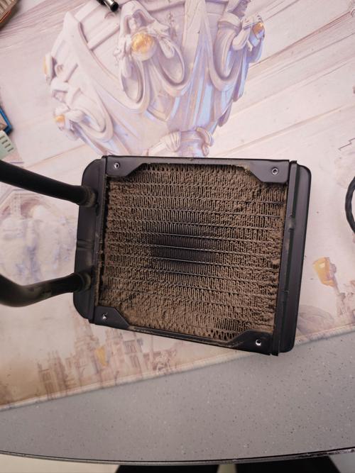 电脑太烫了怎么快速散热，电脑很烫怎么散热-第2张图片-优品飞百科