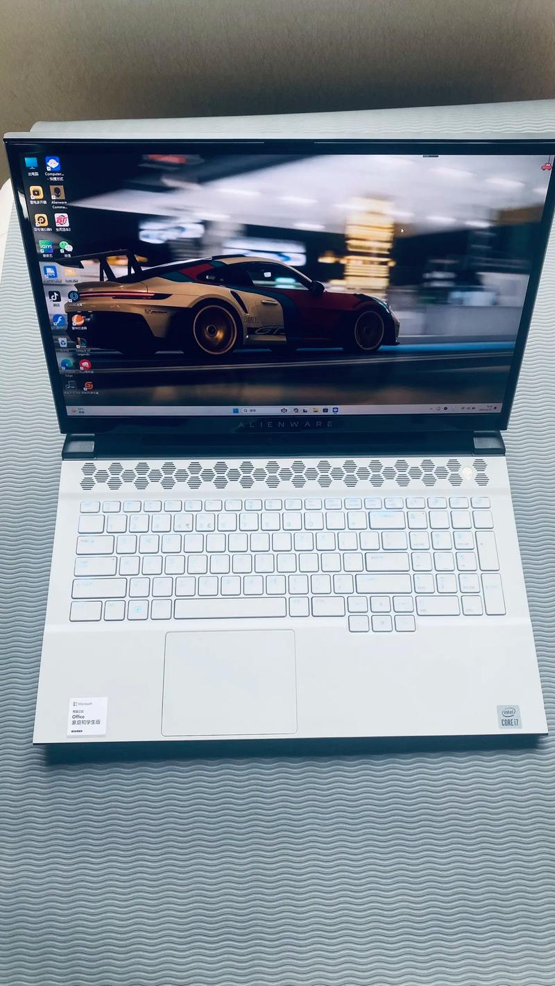 16年外星人m15x值多少钱，16年的外星人？