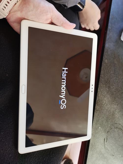 荣耀平板屏幕碎了修多少钱？荣耀平板5屏幕坏了？-第3张图片-优品飞百科