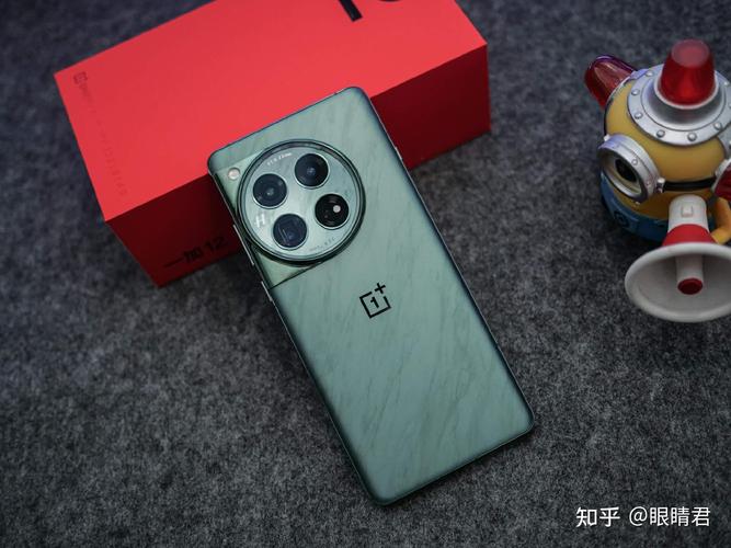 小米12ultra为什么那么贵？有没有小米12ultra？