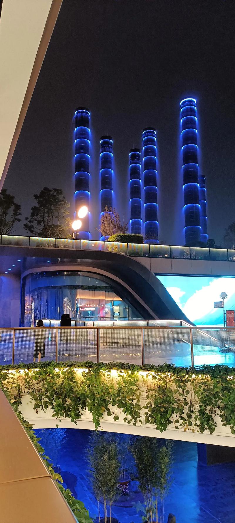 成都大悦城有苹果专卖店吗，成都大悦城购物中心？-第4张图片-优品飞百科