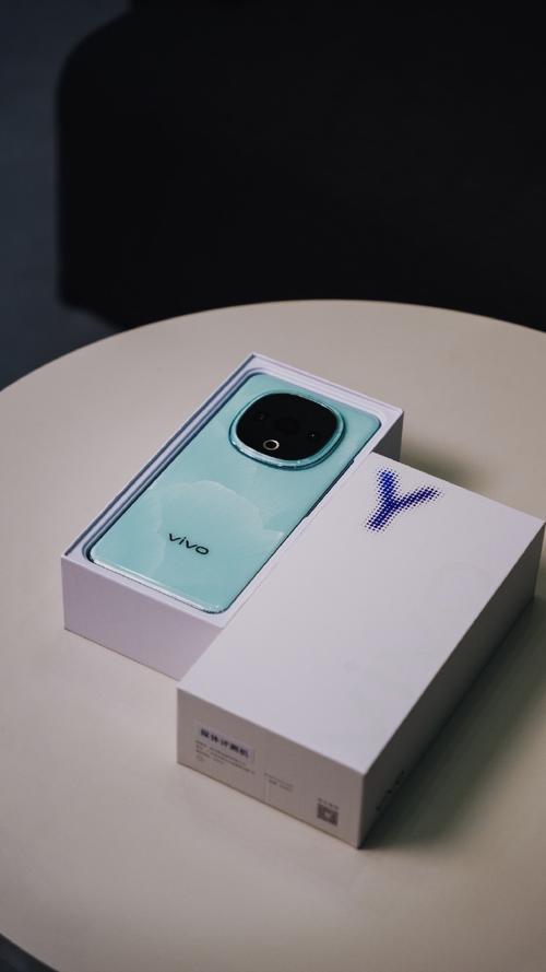 vivoy3刚上市的时候多少钱，vivoy3s刚上市多少钱？-第3张图片-优品飞百科