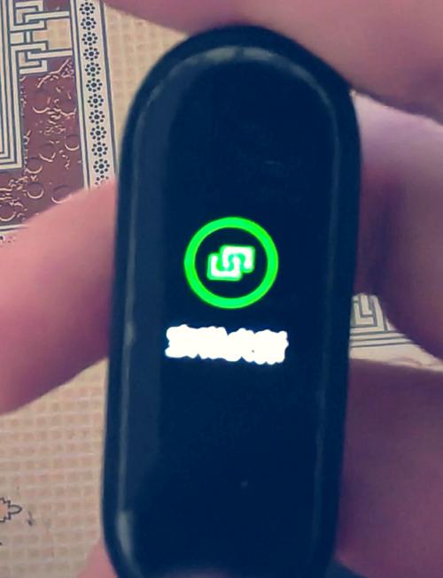 小米手环5充电后没反应一直黑屏怎么办，小米手环5充完电黑屏-第3张图片-优品飞百科