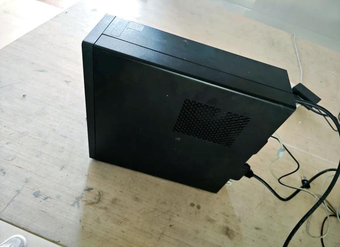 戴尔vostro1440什么系统好？戴尔笔记本vostro1440？