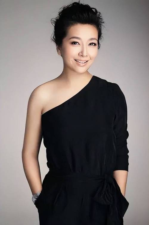 疫情医护女神？疫情中的女医护人员？-第2张图片-优品飞百科