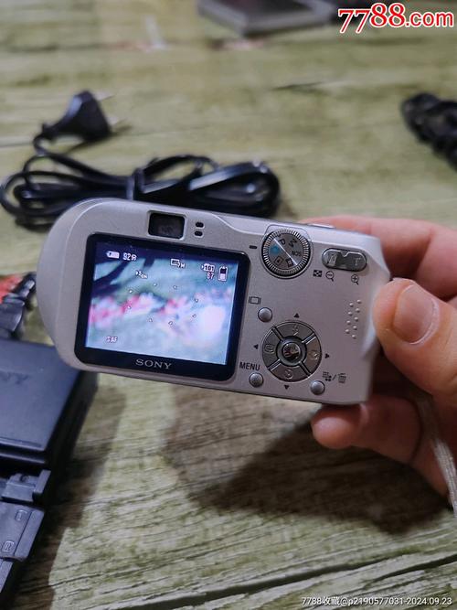 老版索尼相机怎么使用？老式索尼相机使用说明？-第3张图片-优品飞百科