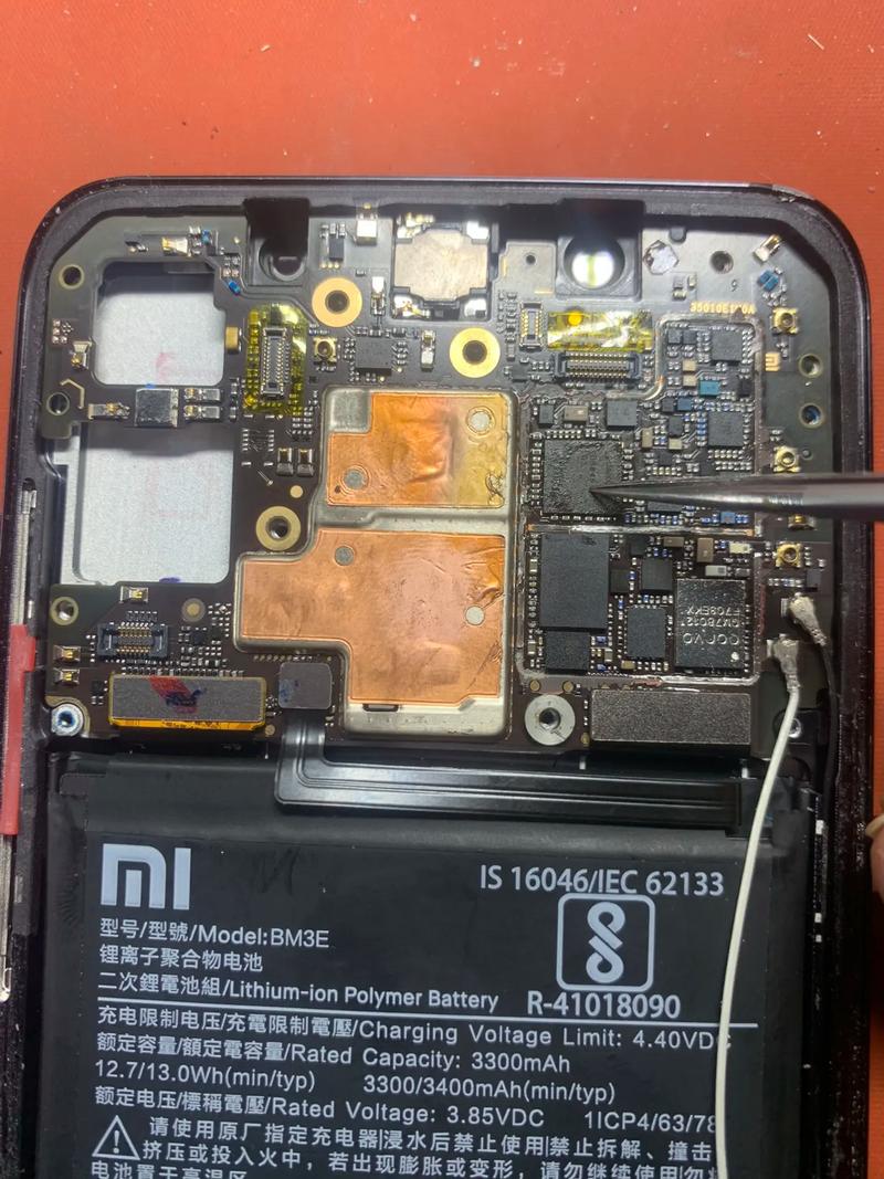 小米8屏幕指纹版有什么缺点？小米8屏幕指纹版好用吗质量怎么样？-第4张图片-优品飞百科