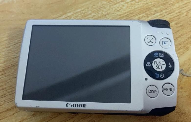 佳能相机摄像头收不回去？佳能镜头收不回来 出错？-第2张图片-优品飞百科