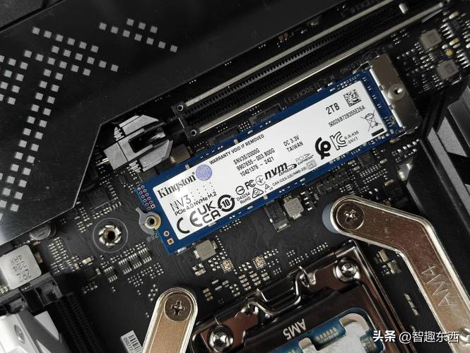 笔记本固态硬盘什么样，笔记本固态硬盘什么样子图片？-第7张图片-优品飞百科