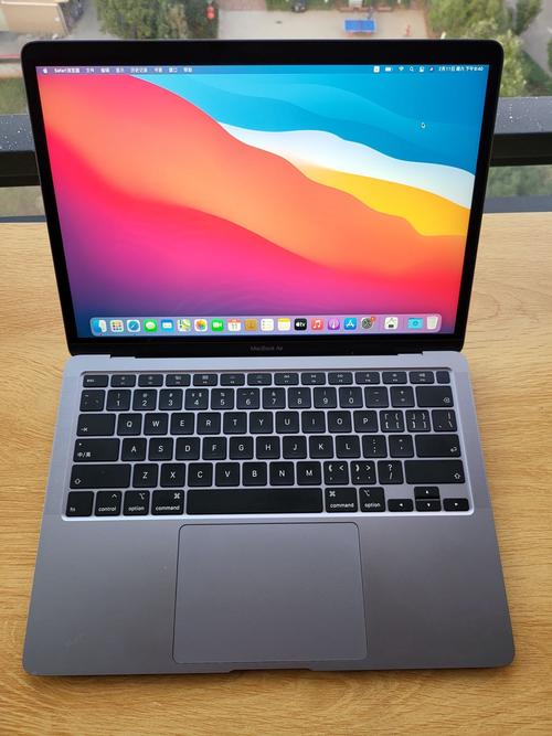 商务笔记本电脑可以打游戏吗，商务笔记本电脑可以玩英雄联盟吗？-第4张图片-优品飞百科