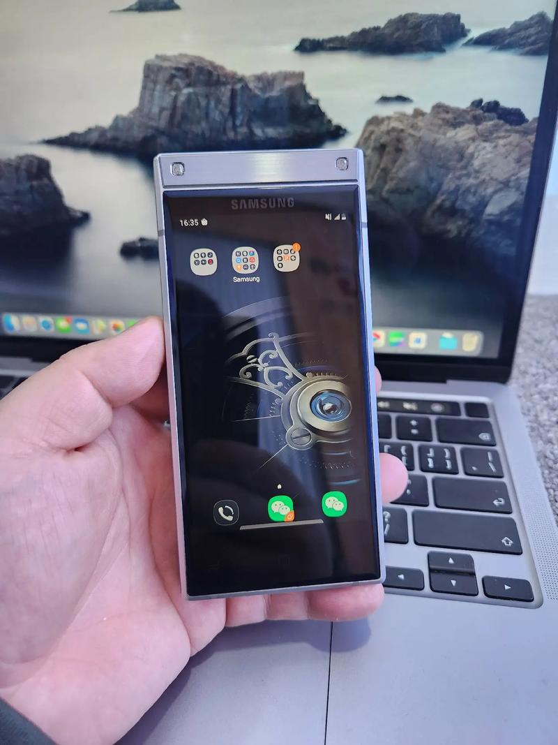 三星w2019为啥这么贵，三星w2019好在哪里-第3张图片-优品飞百科