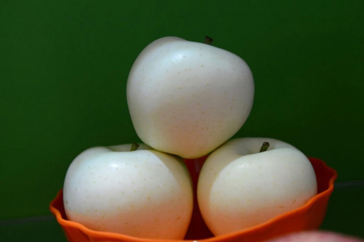白色苹果是什么品种？白色苹果的功效与作用？-第5张图片-优品飞百科