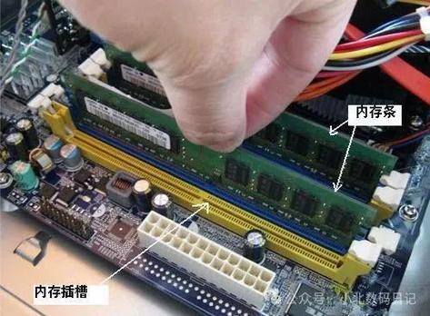 硬盘怎么装在机箱，硬盘装在机箱位置图？-第3张图片-优品飞百科