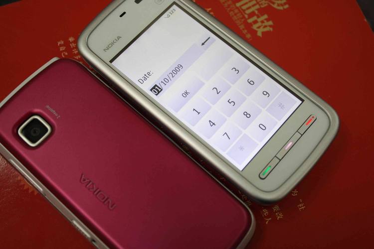 诺基亚8250有收音机功能吗？诺基亚8250有收音机功能吗怎么用？