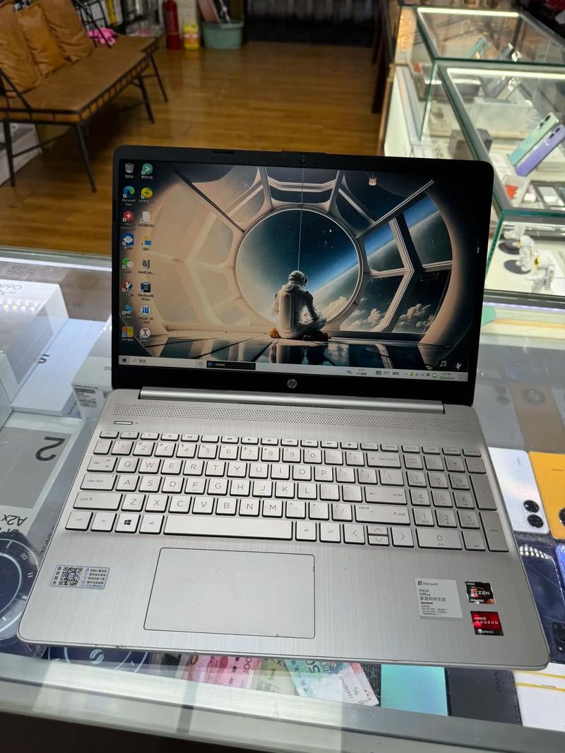 什么电脑性价比高耐用适合办公，哪款电脑比较适合办公？