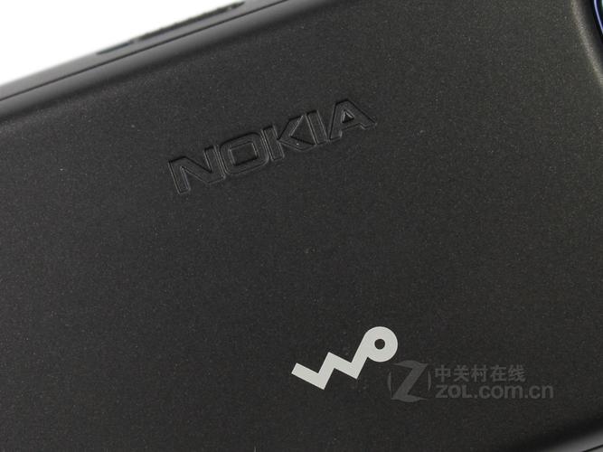 诺基亚5235是什么，诺基亚5233是智能手机吗