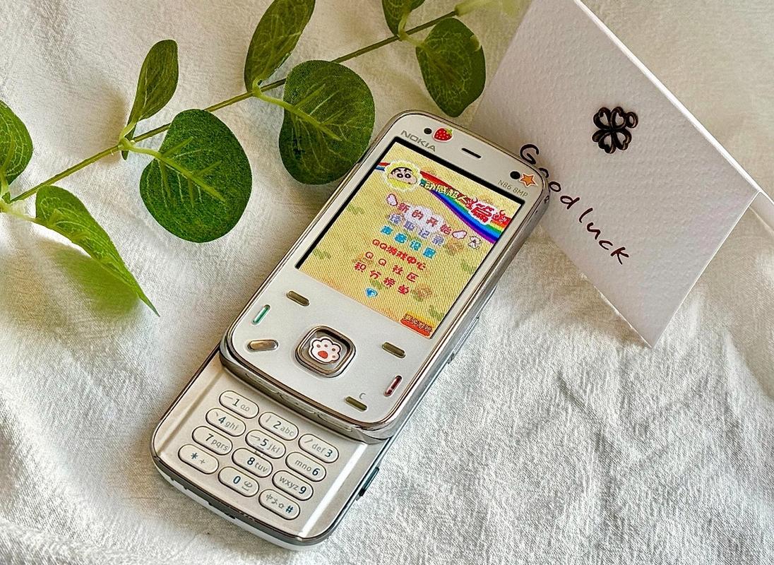 诺基亚n86对比？诺基亚n86性能？