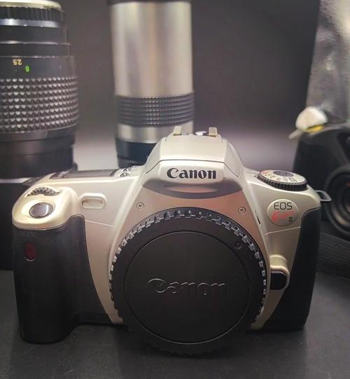 佳能1ds3电池，佳能1ds3电池使用方法视频？-第3张图片-优品飞百科