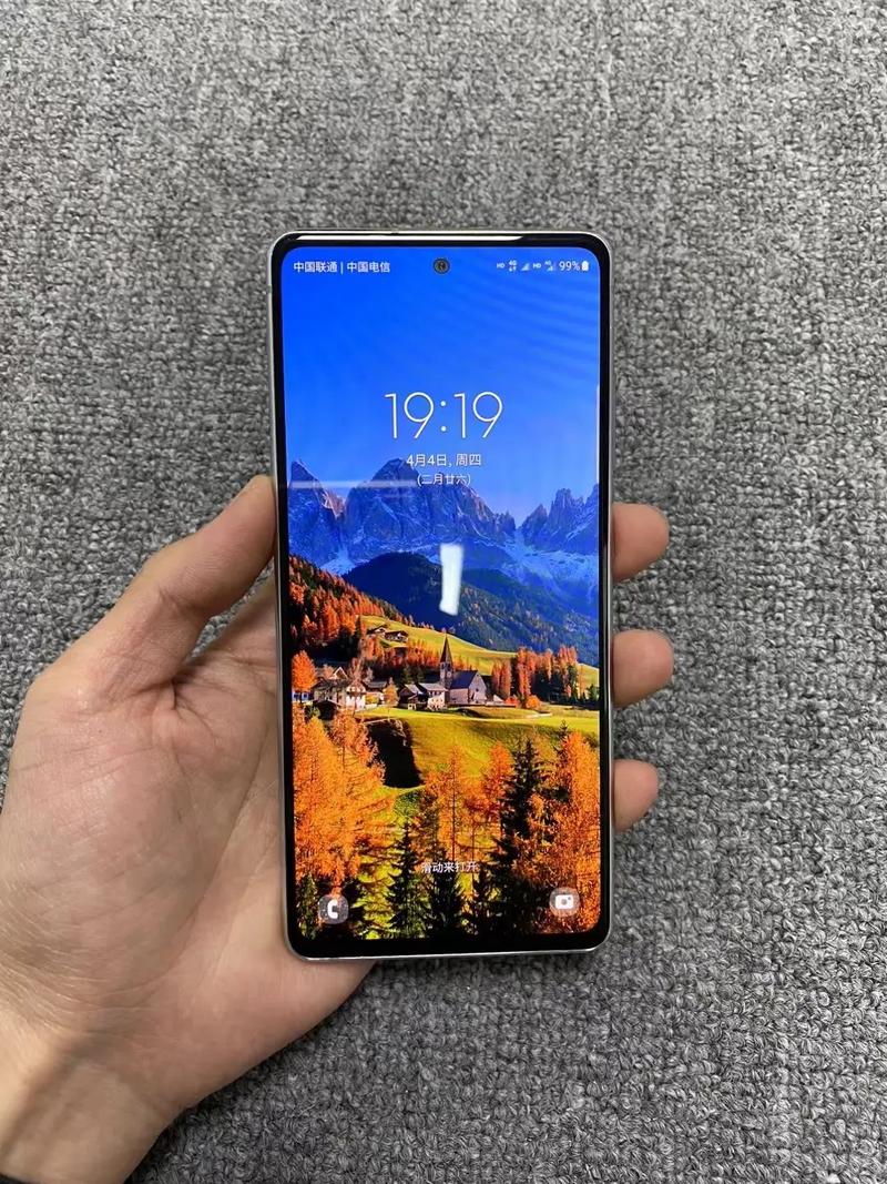 三星s20屏幕是什么级别的，三星s20屏幕质量怎么样