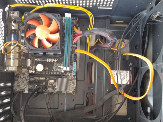 自己怎样组装电脑台式？怎么组装电脑台式机？-第3张图片-优品飞百科