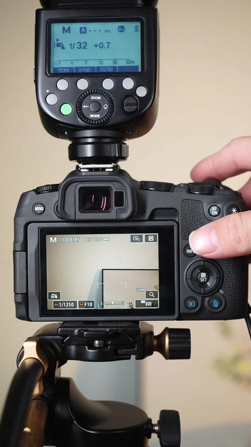 佳能7d内置闪光灯使用技巧？佳能7d闪光灯设置在哪？-第7张图片-优品飞百科