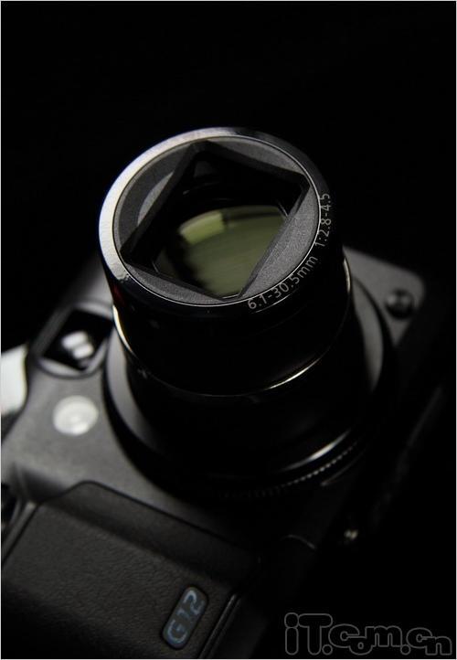 佳能g12比g11？佳能g12比g16更好?？-第2张图片-优品飞百科