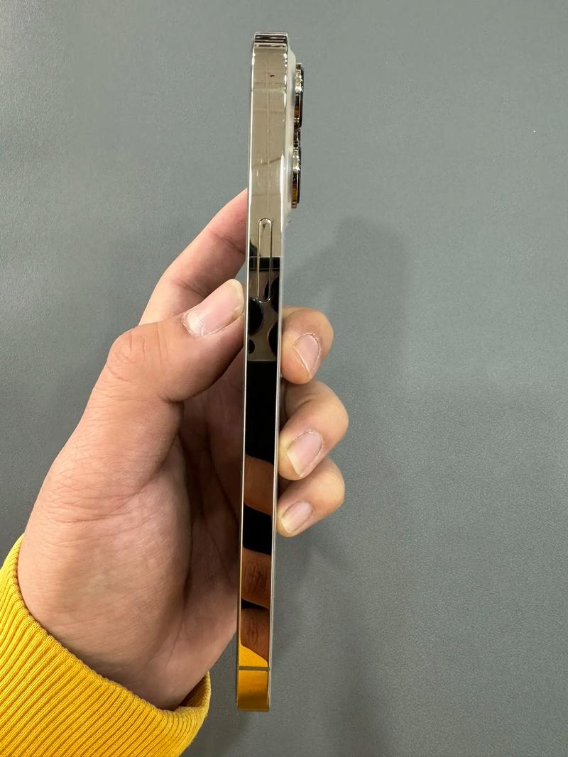 iphone13promax电池容量多少毫安，iphone16pro电池容量？