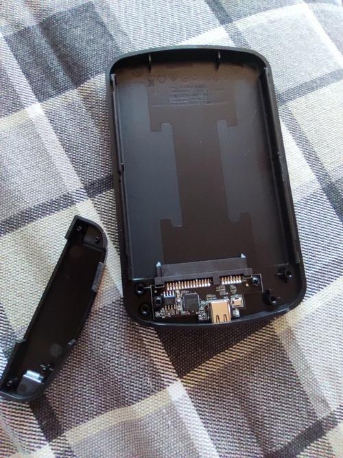 西部数据移动硬盘如何拆卸，西部数据移动硬盘ultra拆解？-第5张图片-优品飞百科