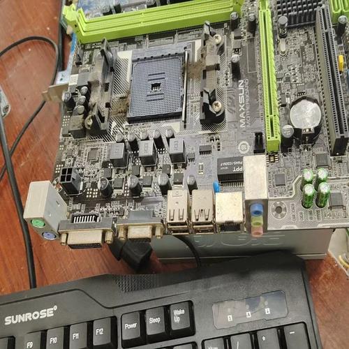 一个普通电脑主板多少钱，电脑主板多少钱啊-第4张图片-优品飞百科