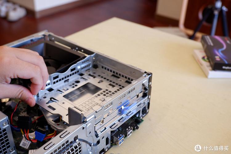 台式机怎么装机械硬盘，台式机怎么装机械硬盘视频-第7张图片-优品飞百科
