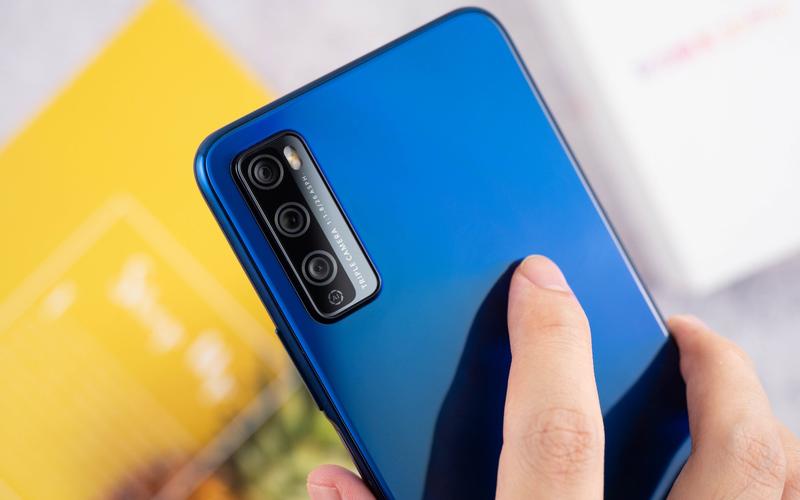 华为畅享z和畅享20pro对比？畅享z和畅享20pro对比费用？-第5张图片-优品飞百科