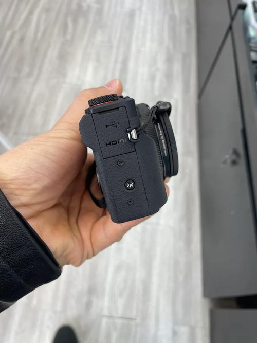 佳能g7x1和2差别大吗？佳能g7x2和g7x？-第2张图片-优品飞百科