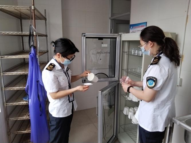 强化监督检查疫情，强化监督推动筑牢疫情防控屏障-第2张图片-优品飞百科