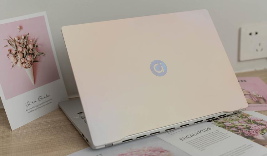 华硕最薄的笔记本电脑，华硕最薄的笔记本电脑是哪款-第5张图片-优品飞百科