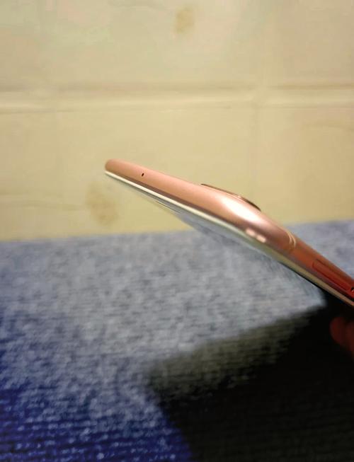 oppor11s换屏多少钱一个？oppor11换个屏要多少钱？-第1张图片-优品飞百科