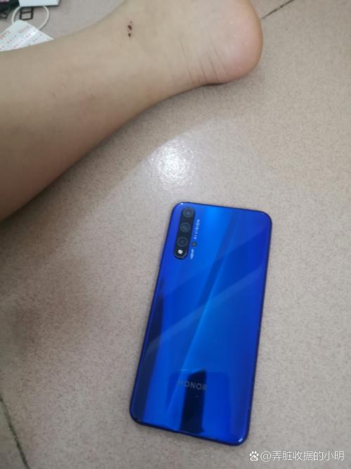 荣耀20换屏幕多少钱？荣耀20更换屏幕总成视频？-第3张图片-优品飞百科