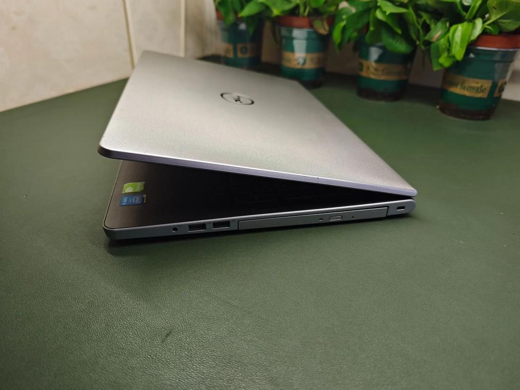 戴尔笔记本换屏多少钱，戴尔笔记本换屏多少钱啊？-第3张图片-优品飞百科