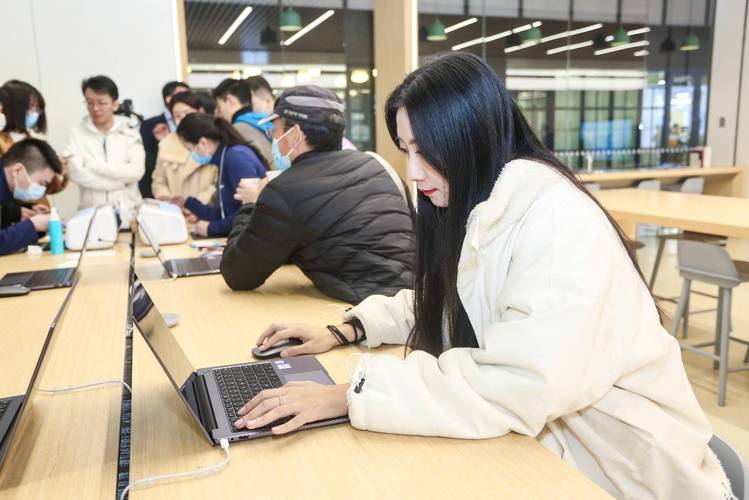 华为售后客服好干吗，华为售后客服好干吗工资多少-第5张图片-优品飞百科