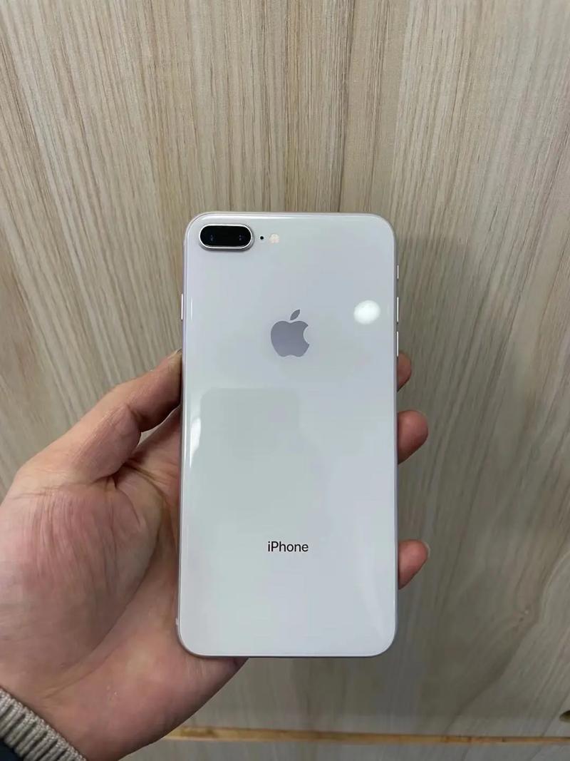 苹果8p新机多少钱一台现在，苹果8p新机多少钱一台现在值得买-第3张图片-优品飞百科