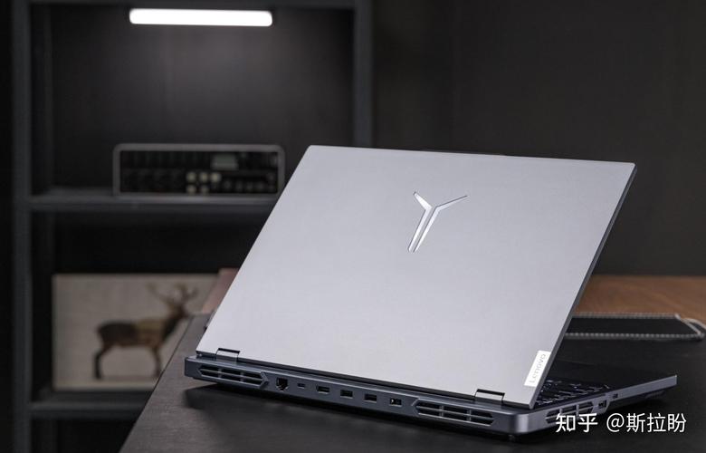 什么笔记本可以玩游戏？什么笔记本玩游戏性价比高？-第4张图片-优品飞百科