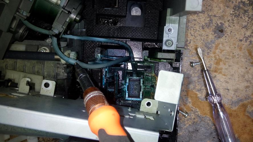 佳能g1810墨水管没墨，佳能g2810打印机墨水管空了怎么办？-第5张图片-优品飞百科