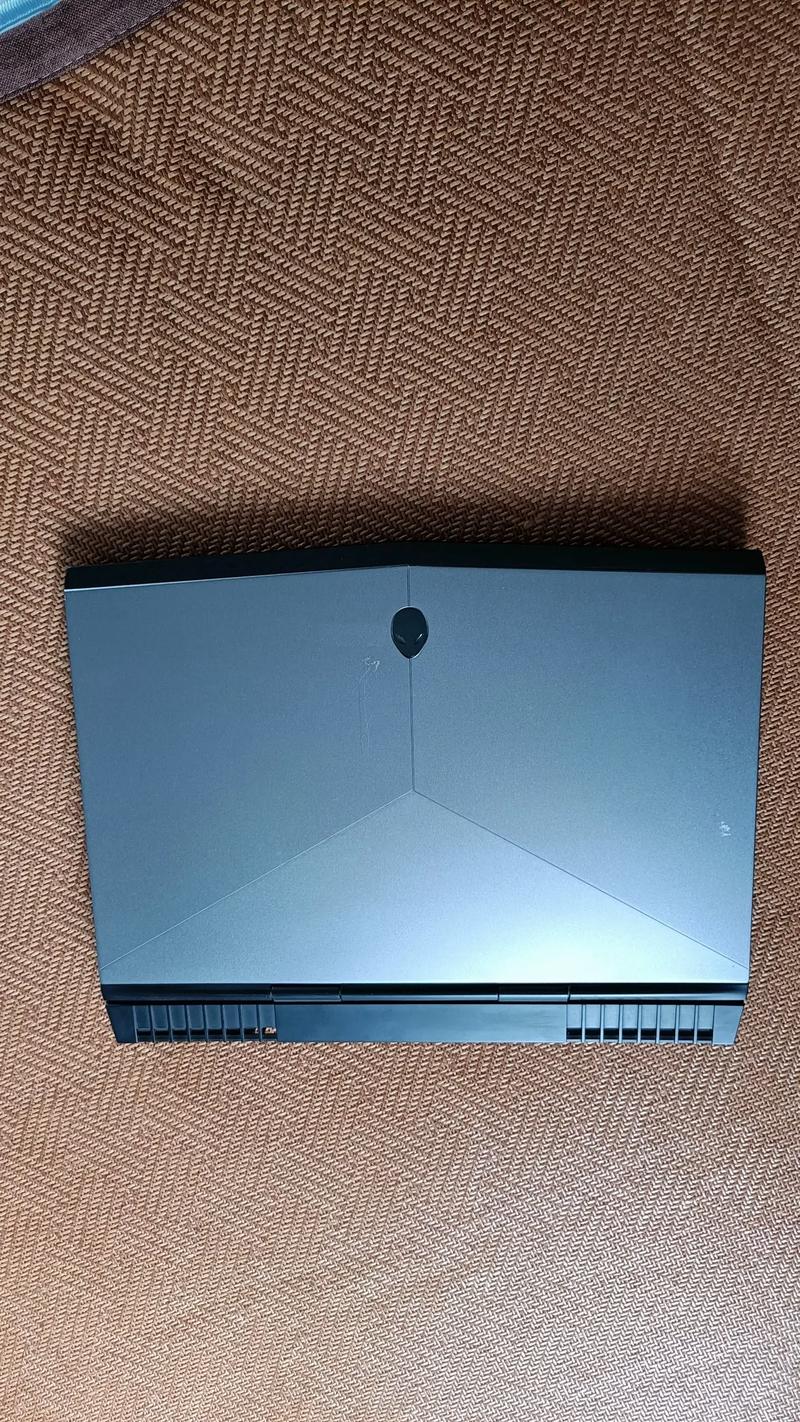 一台外星人笔记本电脑多少钱？一台外星人电脑值多少钱？-第5张图片-优品飞百科