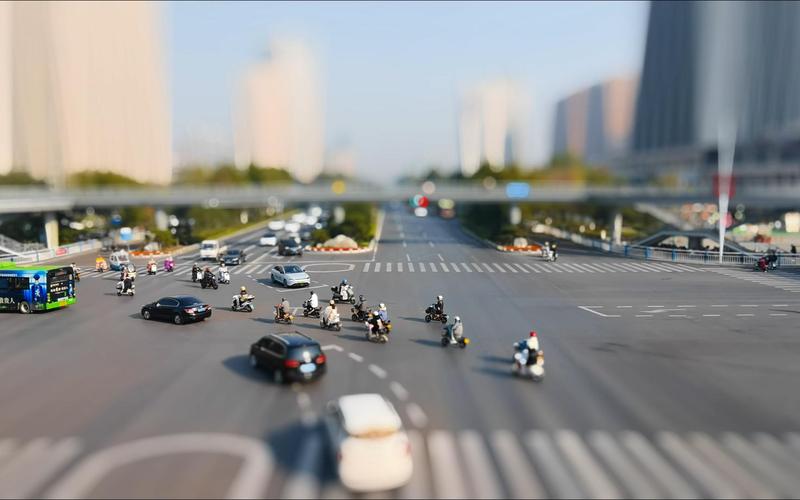 移轴镜头为什么会产生微缩效果，移轴镜头为什么像模型？